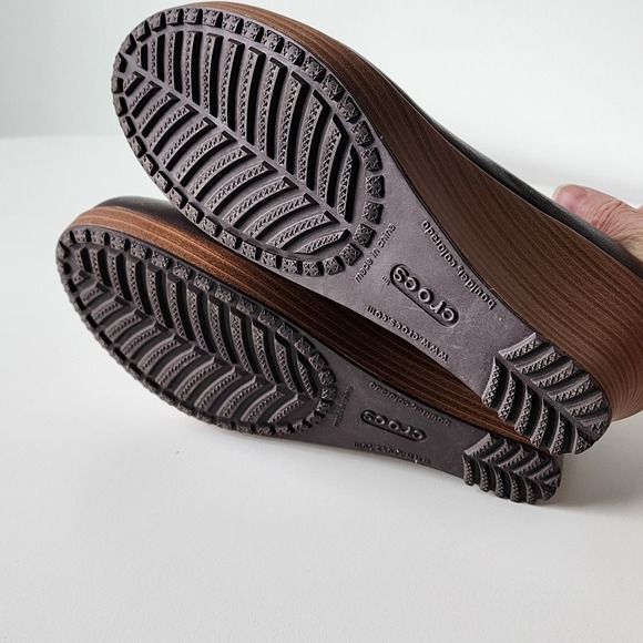 Crocs A-Leigh Womens Size 7 Closed Toe Wedge Shoes Leather Espresso Pink Heels - Picture 5 of 16